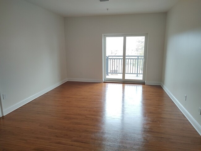 Photo - 10 Franklin Ave Unit 201