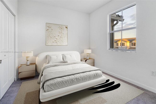 Photo - 2649 SE 13th St
