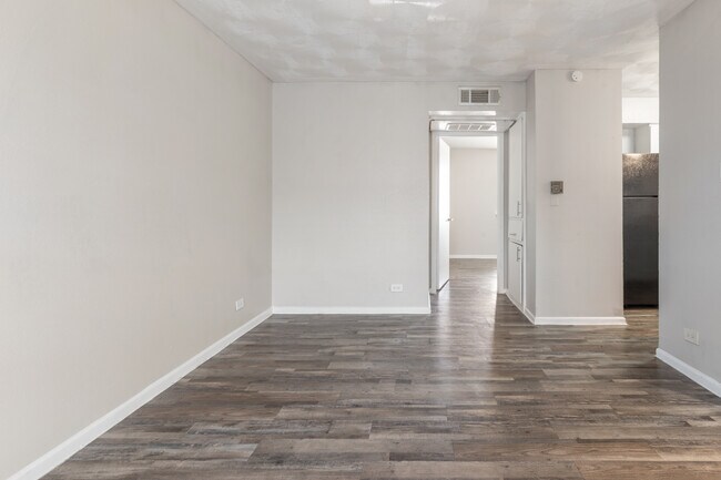 Photo - Southgate Manor Apartments