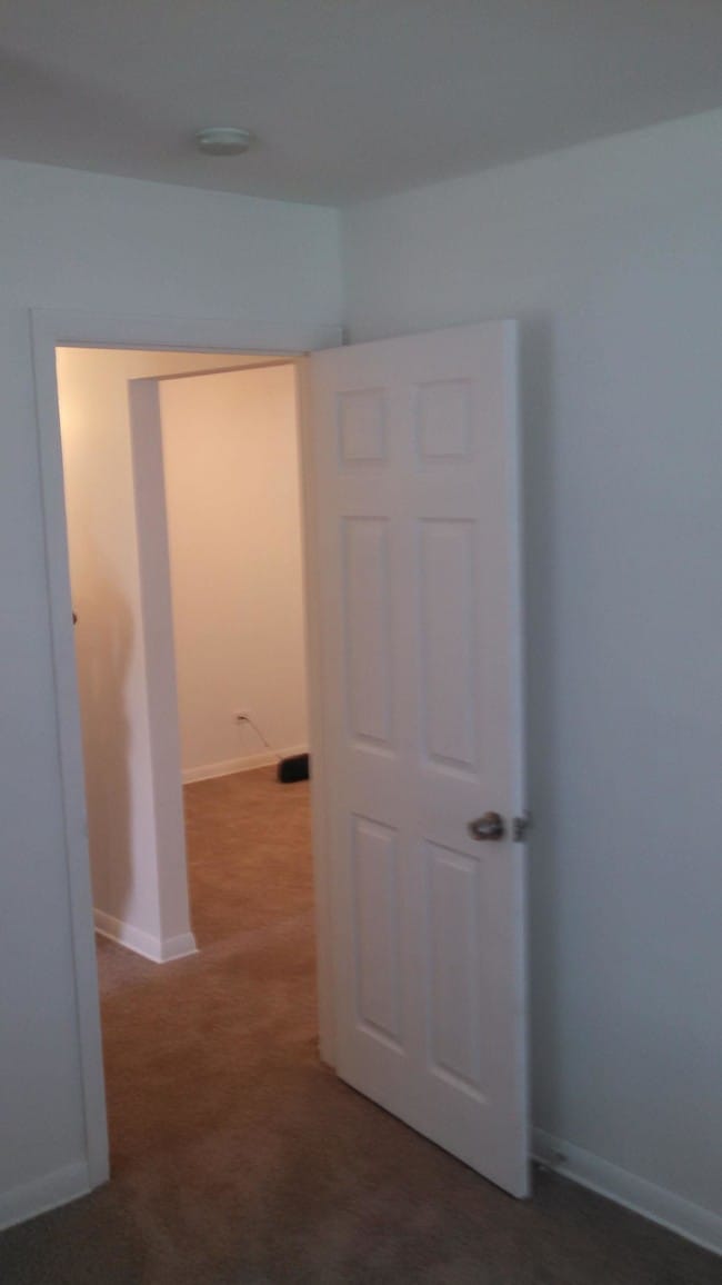 Bedroom - Brockway Court Apartments