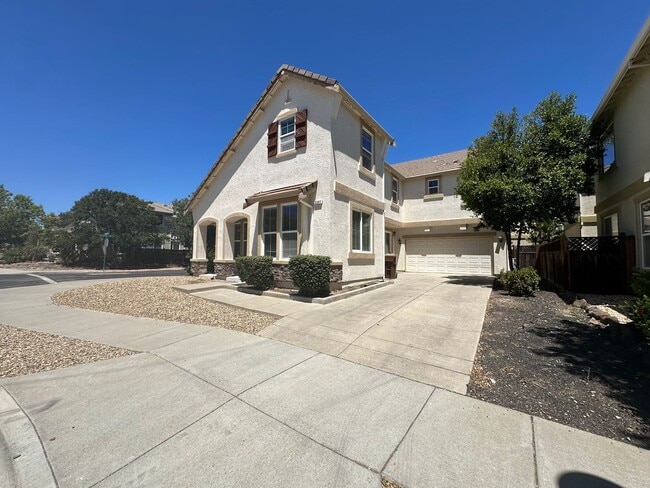Photo - Brighton Station Beauty, 5 Bedroom. 3 Baths Brentwood Home
