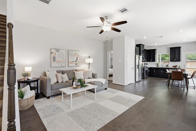 Photo - 168 Skybranch Dr