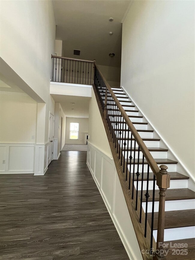 Photo - 1024 Argentium Way