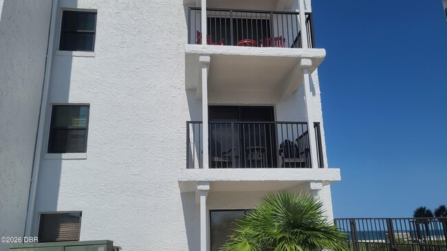 Photo - 3747 S Atlantic Ave Unidad 206