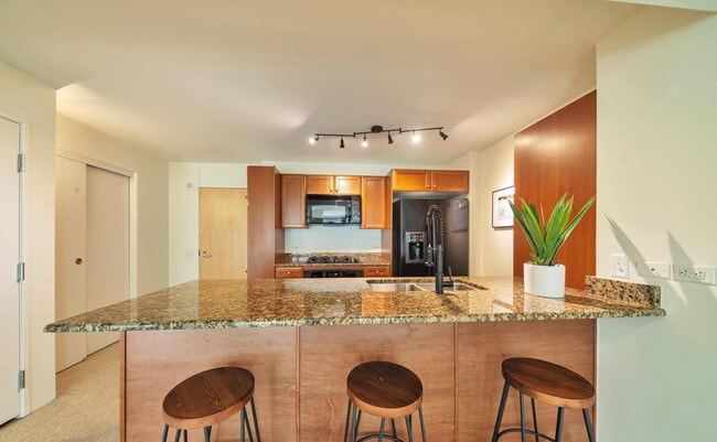 Photo - 4808 N 24th St Unidad 427