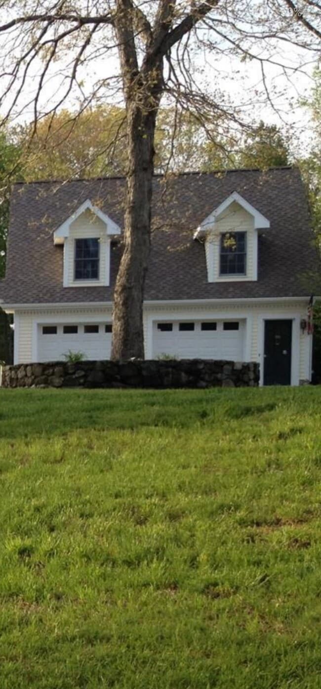 Building Photo - 8 Bridle Path Trl Rental
