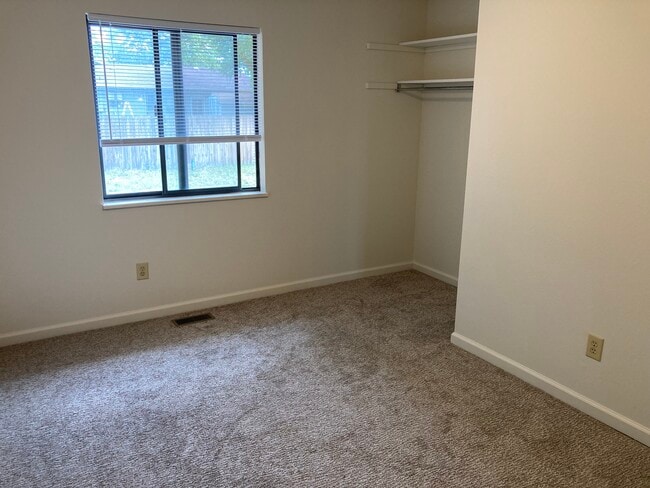 Dormitorio 1 - 2991 Walnut Ave