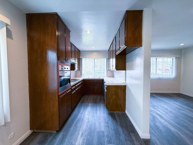 Photo - 525 Fischer, 1