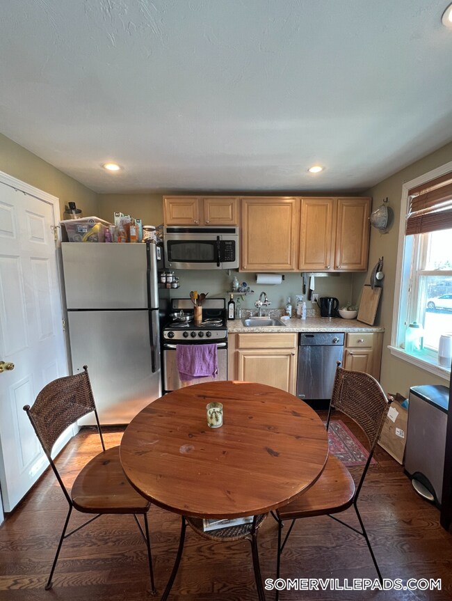 Photo - 735 Somerville Ave Unit 1