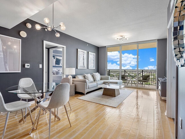 Building Photo - 610 W Las Olas Blvd Unit 1814n