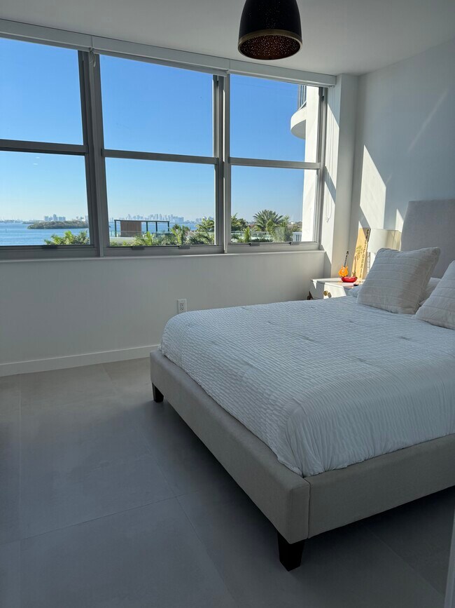 Photo - 11930 N Bayshore Dr Unit 508