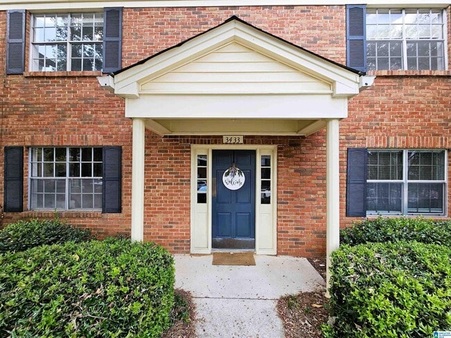 Building Photo - 3433 Sandner Ct Unit B Rental