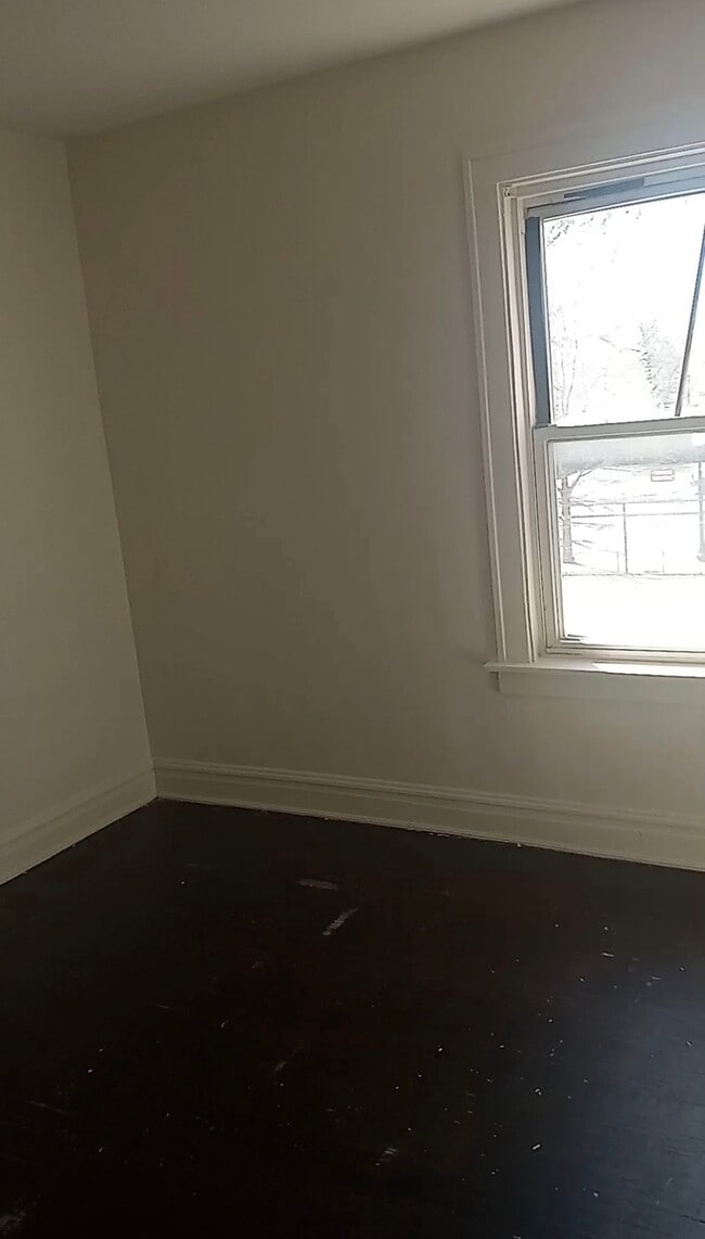 Photo - 7047 S Michigan Ave Unit 7047 S Michigan Ave #1