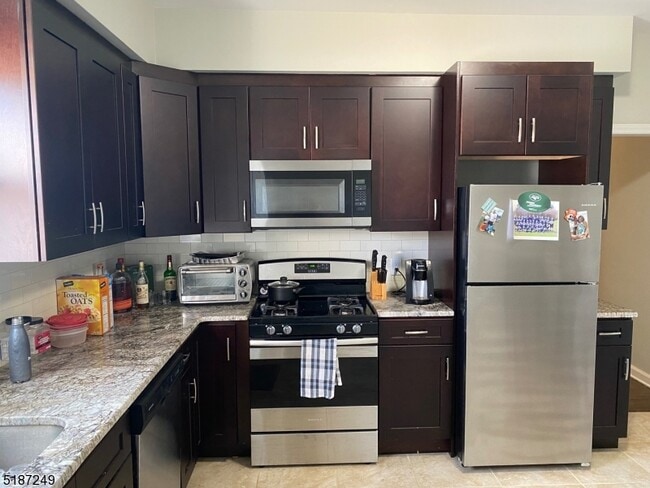 Photo - 1280 Springfield Ave Unidad 1