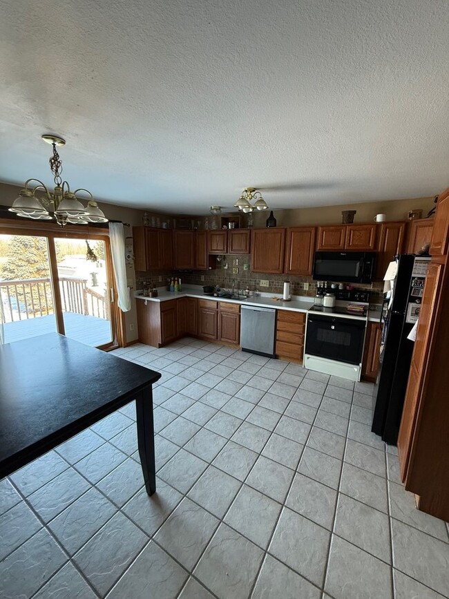 Photo - 1611/1613 Lincoln Avenue Unit 1613