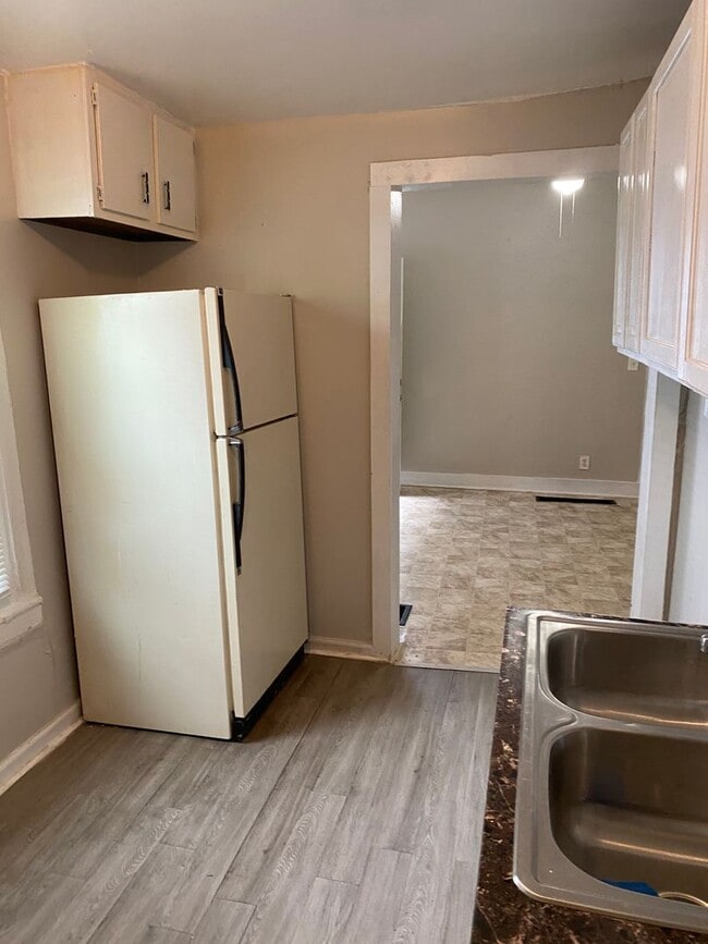 Photo - 251-251 1/2 N Fifth St Unidad 251 1/2 N 5th St