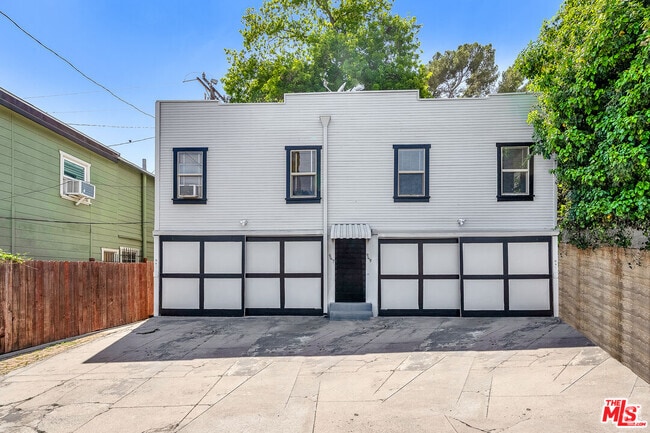 Building Photo - 947 Hilldale Ave Rental