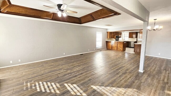 Photo - 9005 Tracy Dr