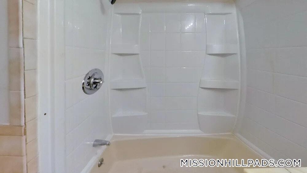 Photo - 121 George St Unit 1