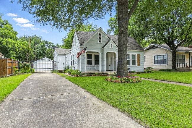 Photo - 2516 Primrose Ave