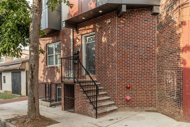 Photo - 421 N 39th St Unit C