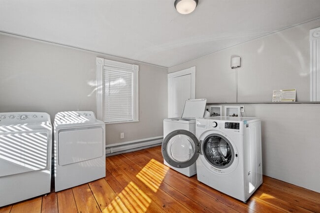 Photo - 21 Portsmouth Ave