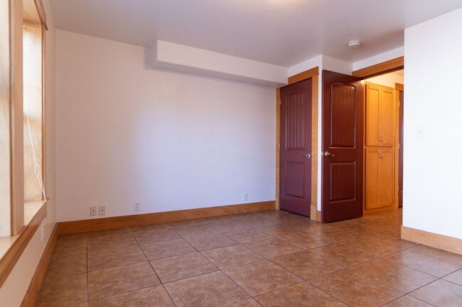 Photo - 3-bedroom 2 bath House $2,495