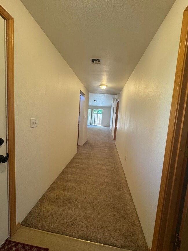 Photo - 2 bedroom 2 bath duplex for rent in Grants  Pass