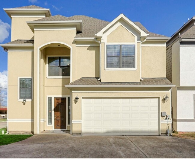 Photo - 7539 Highmeadow Dr