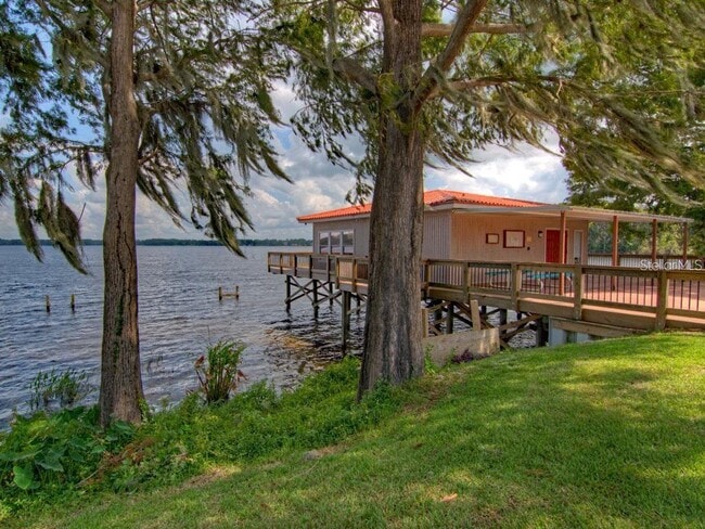 Building Photo - 1159 Calle Del Norte Unit A