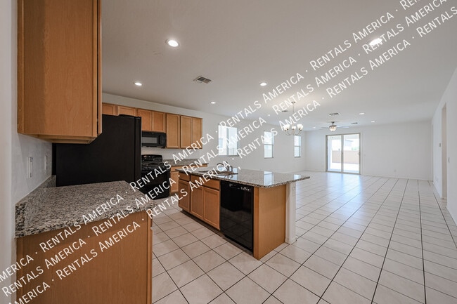 Photo - 7513 W Illini St