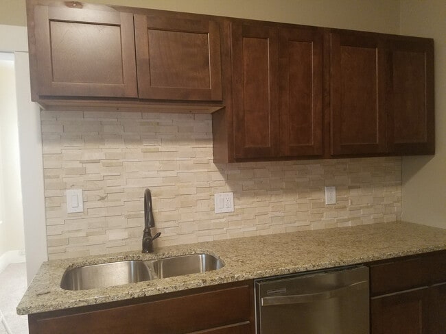 Photo - 2 Bed/1 Bath