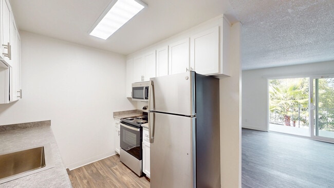 440 Alameda del Prado Unit 440P