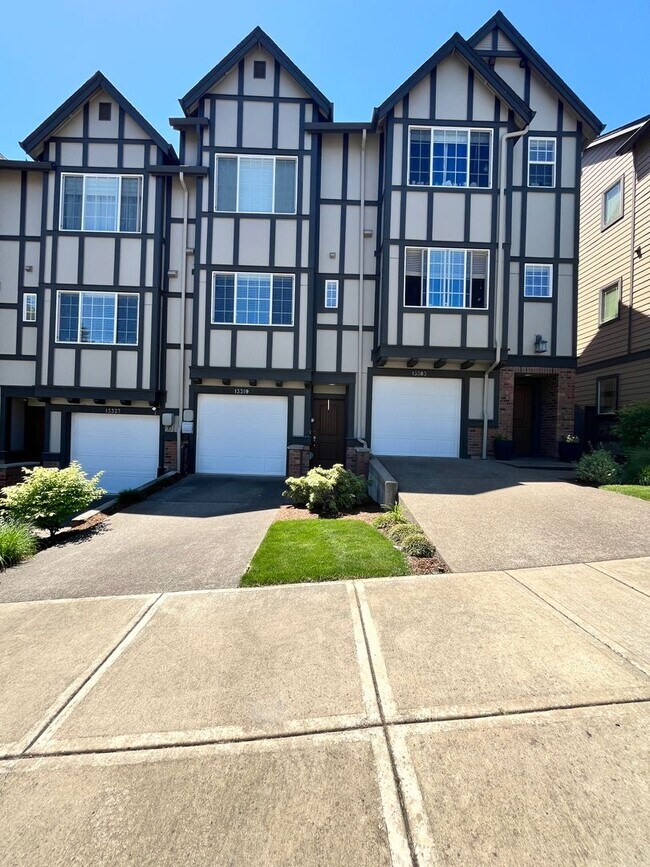 Cute Townhouse near Progress Ridge - Cute Townhouse near Progress Ridge