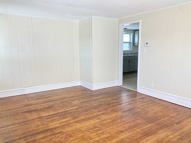 Photo - 132 N Elm St Unit U2