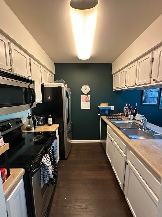 Photo - Charming 2-Bedroom Loft-Style Condo in a P... Unit 103