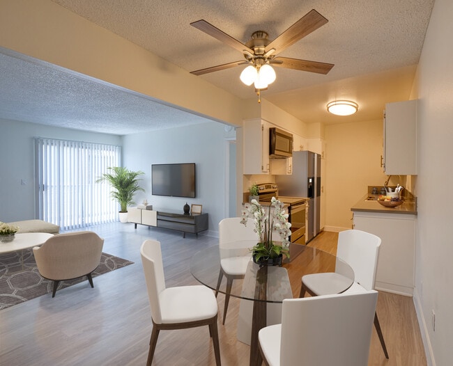 Downey Pointe Apartments