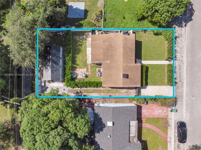 Photo - 774 NW 49th St