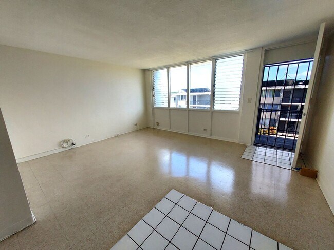 Leolua Regent Waipahu Town 3rd Fl 2BR/1BA/... - Leolua Regent Waipahu Town 3rd Fl 2BR/1BA/... Townhome