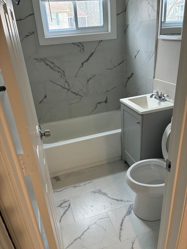 Photo - 2Bedroom apt for rent Unit 1841