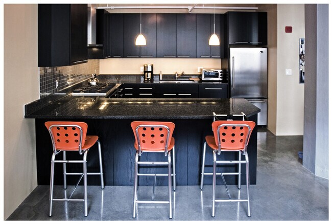 Photo - 453 Washington St Unit 5B