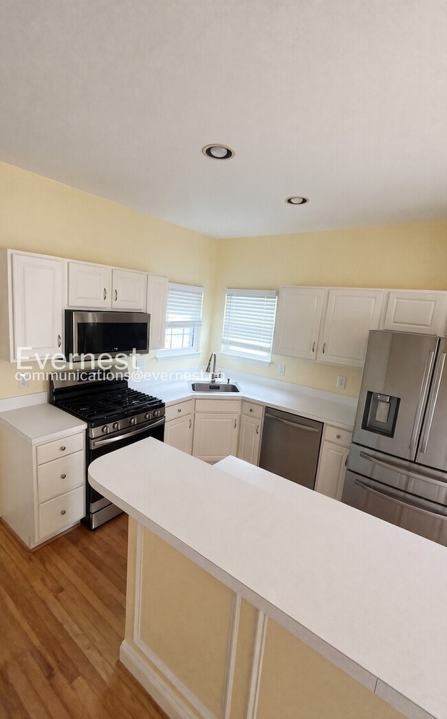 Photo - 9306 Hedgeford St