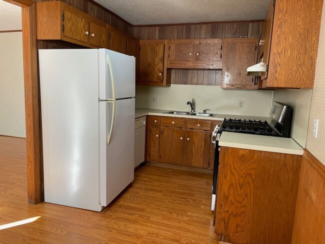 Photo - 1901 Unit 1922 DENNIS ST