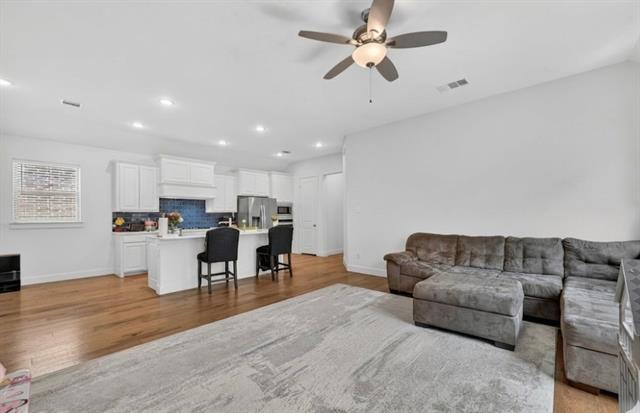 Photo - 4876 Connor Pl