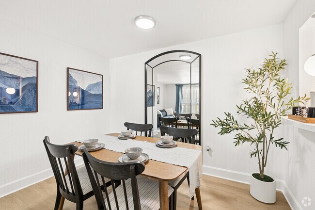 2BR, 1BA - with Washer/Dryer - 750SF - Dining Room - ReNew Kennedy Park