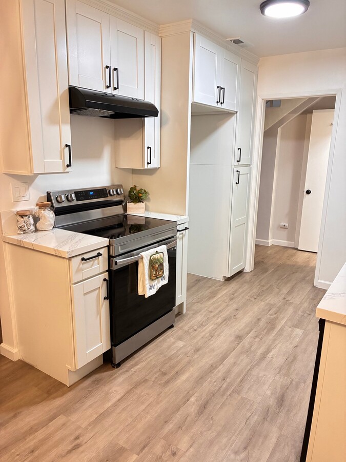 Photo - 400 E Live Oak St Unit 30