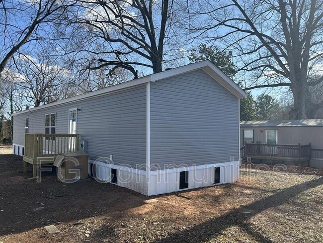 Photo - 213 Lineberger Rd