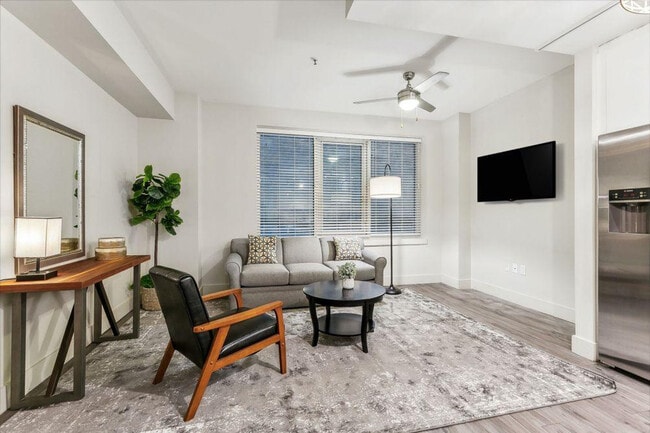 Building Photo - 1111 Tulane Ave Unit ID1265980P Rental