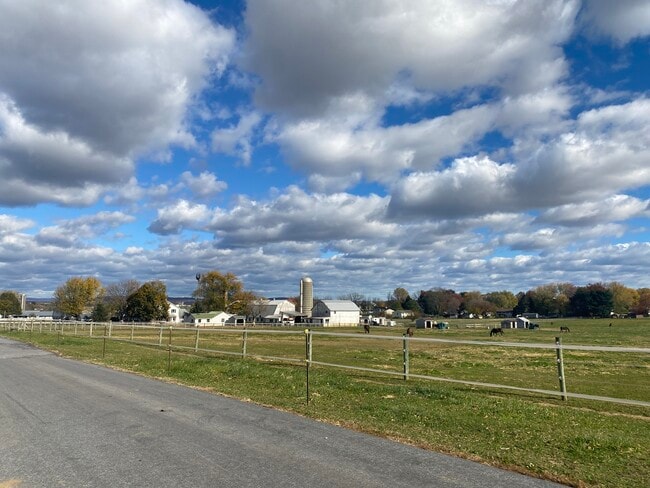 Photo - 14 Stoltzfus Ln