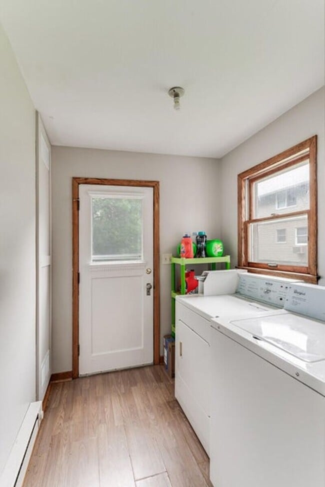 Photo - 903 Zeisler St Unit 1